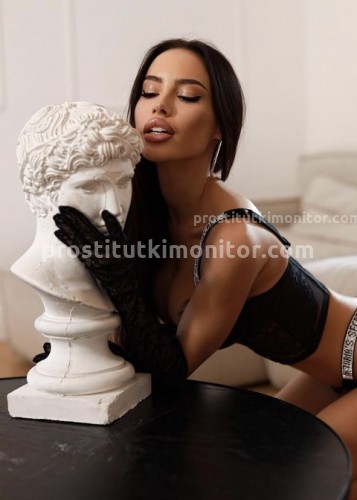 Кристина, Г. Зерноград